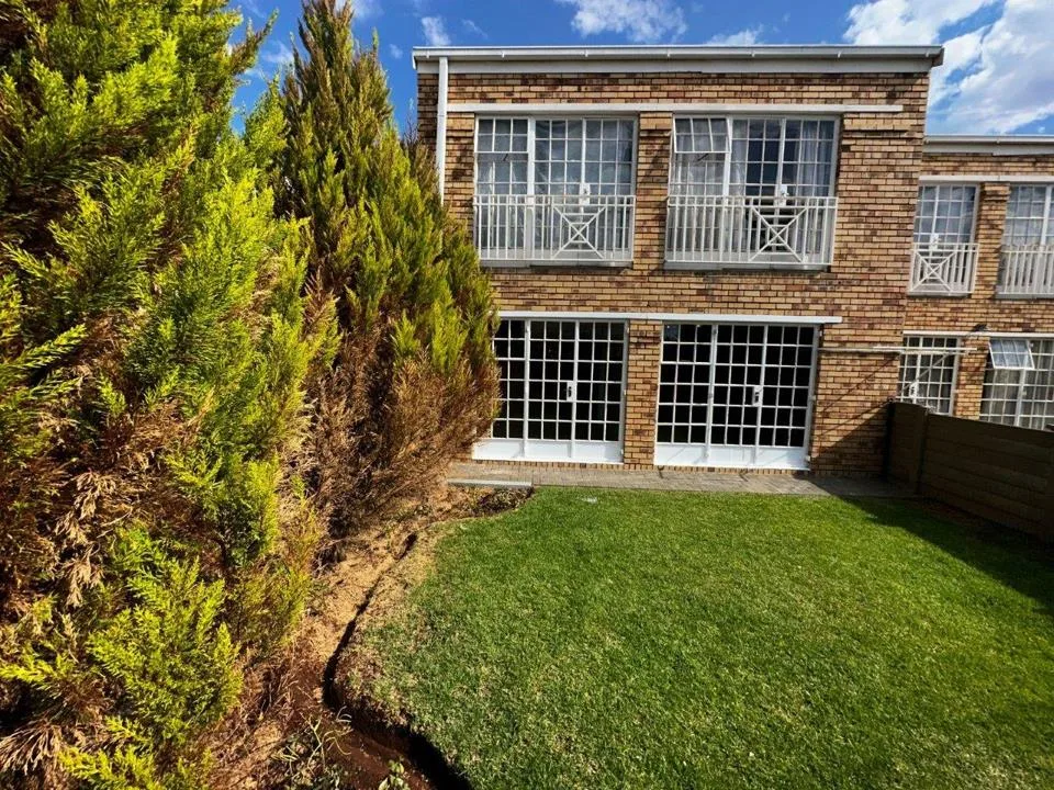 2 Bedroom Townhouse for sale in Wilgehof