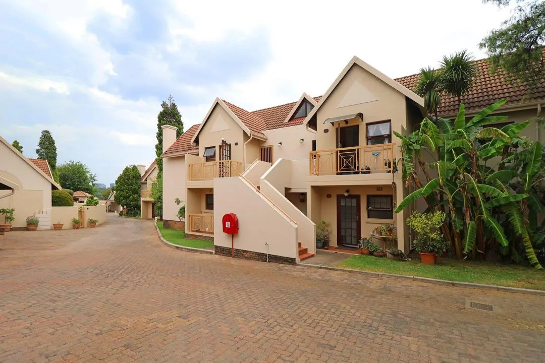 2 Bedroom Townhouse for sale in Bramley