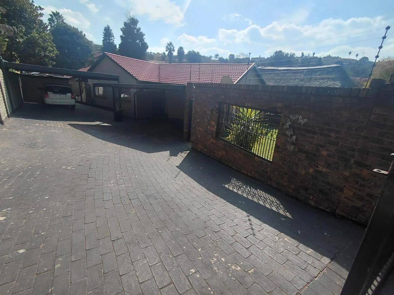 Property for sale in Ridgeway