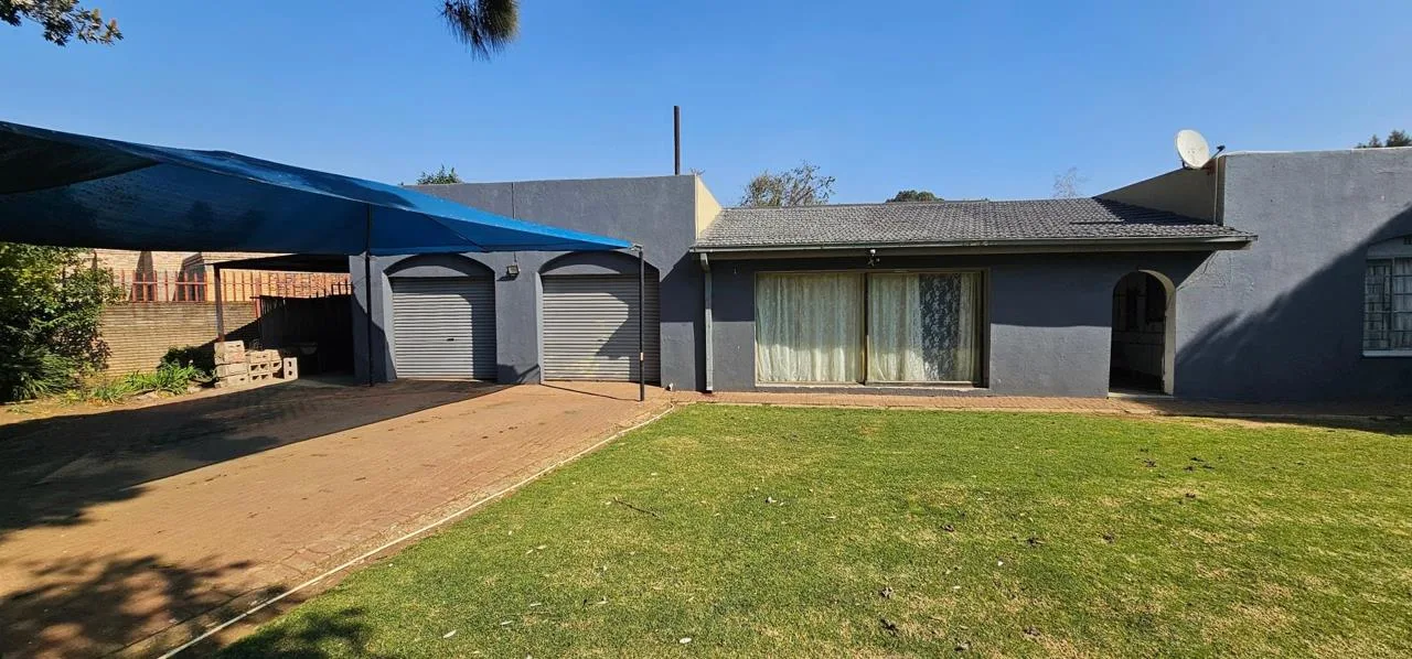 3 Bedroom House for sale in Eloff