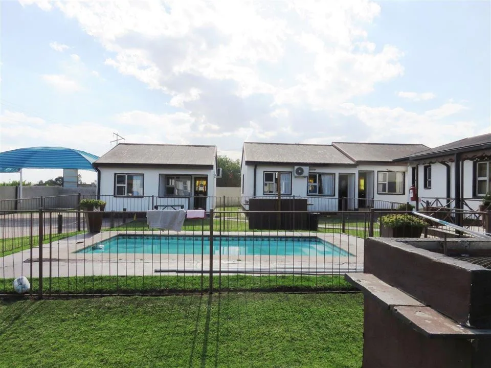 12 Bedroom House for sale in Oranjeville