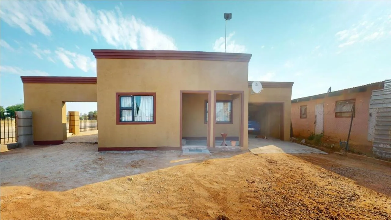 2 Bedroom House for sale in Rosedale