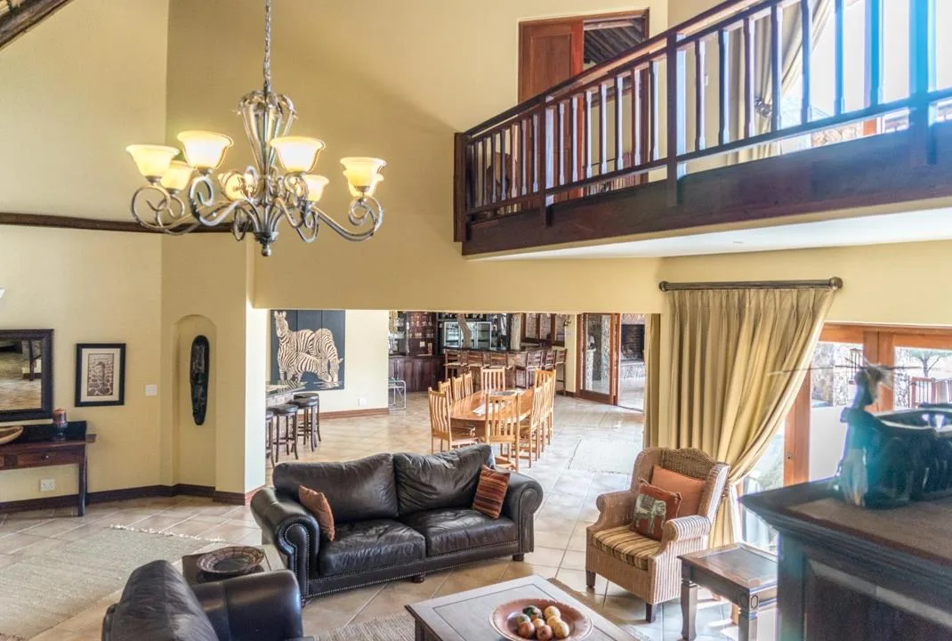 7 Bedroom House for sale in Zebula Golf Estate