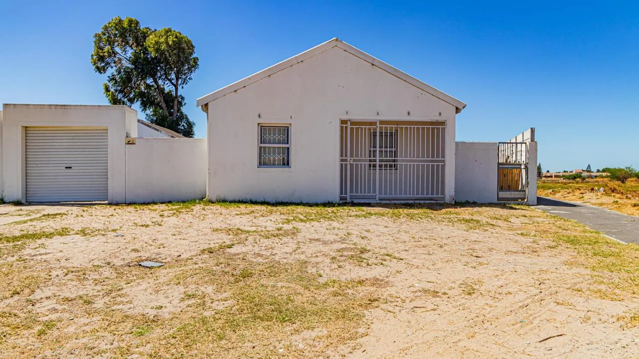 3 Bedroom House for sale in Dennemere