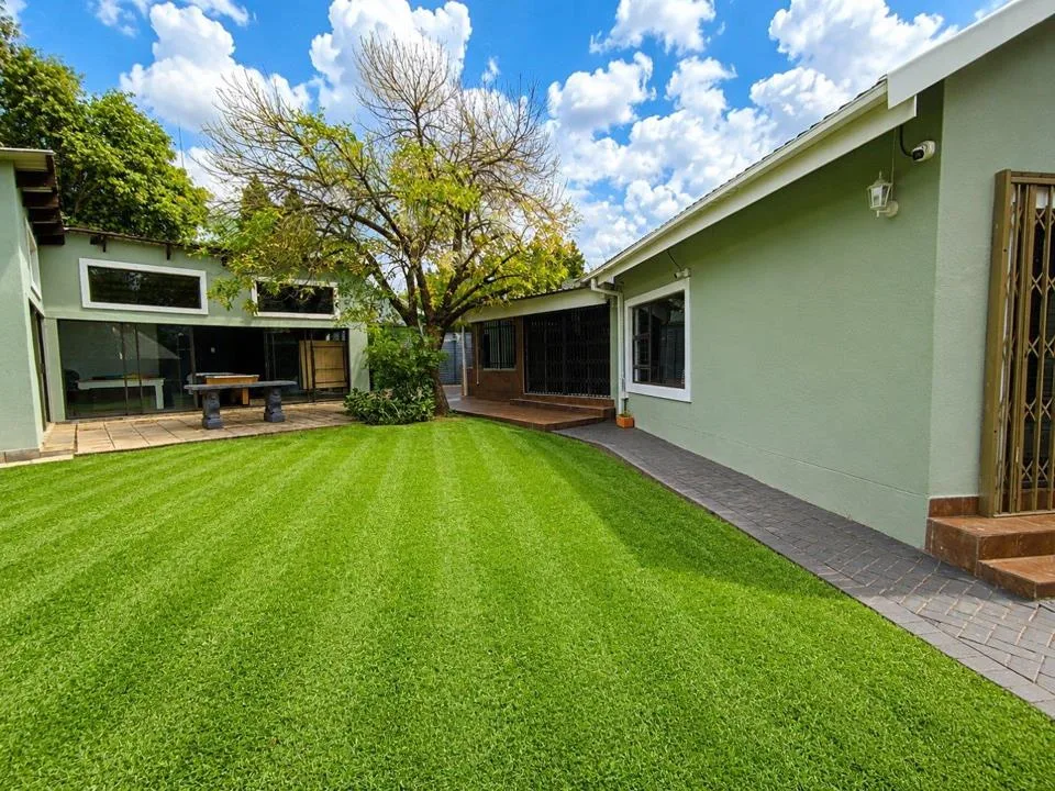 3 Bedroom House for sale in Pellissier