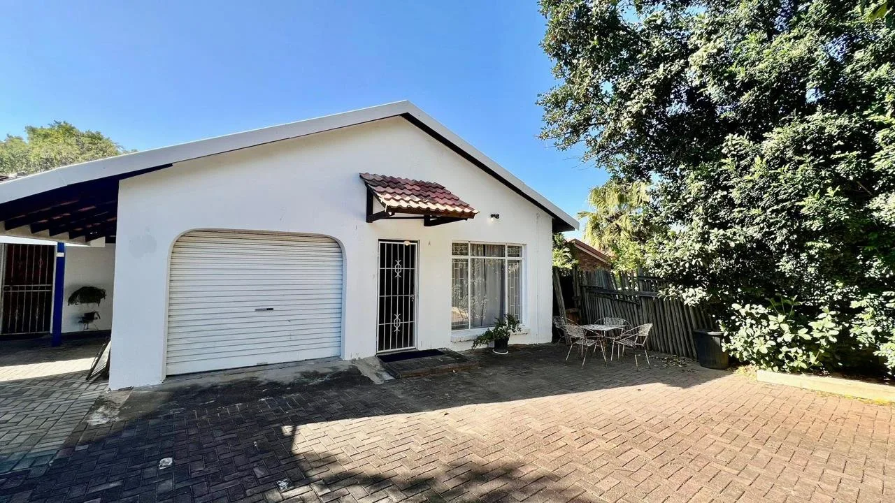 1 Bedroom Apartment / flat to rent in West Acres