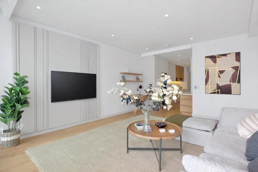 1 Bedroom Apartment / flat for sale in Waterfront