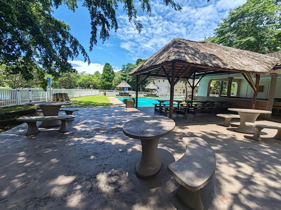 2 Bedroom Apartment / flat for sale in Rennies Beach