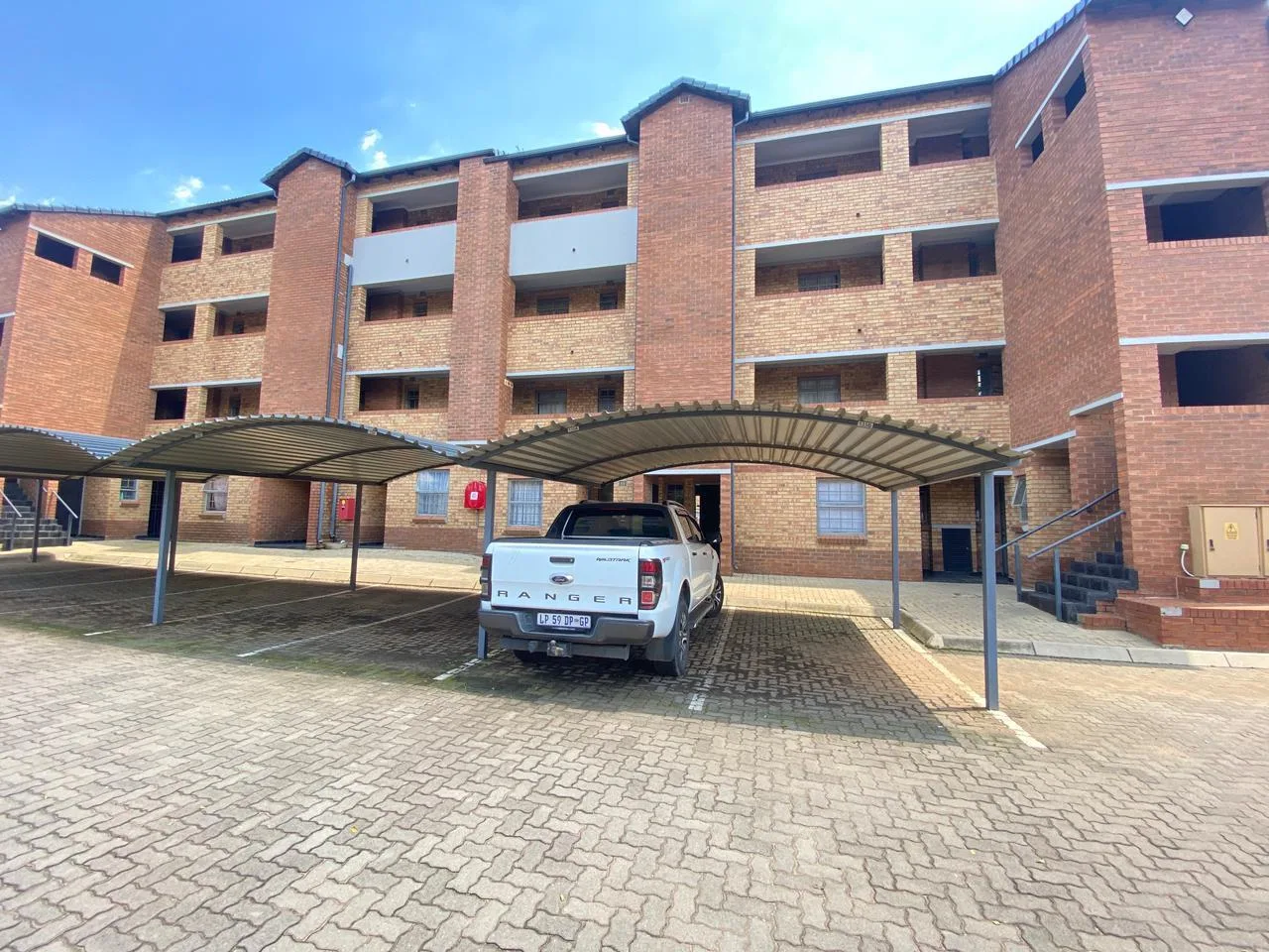 2 Bedroom Apartment in Heuweloord