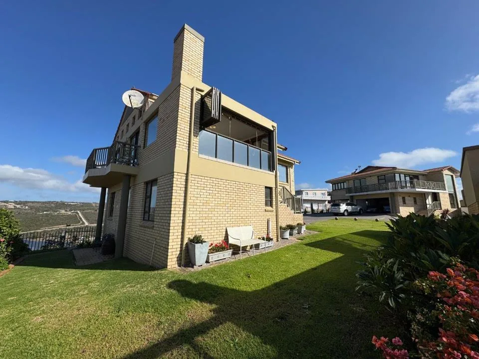 3 Bedroom House for sale in Seemeeu Park