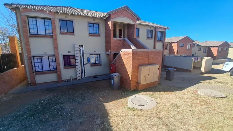 2 Bedroom Apartment / flat for sale in Hillside