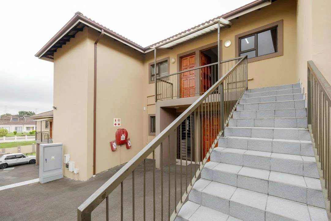 3 Bedroom Townhouse for sale in Shulton Park