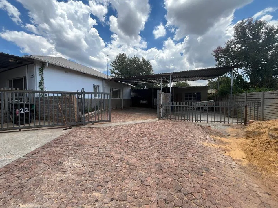 11 Bedroom House for sale in Brakpan Central