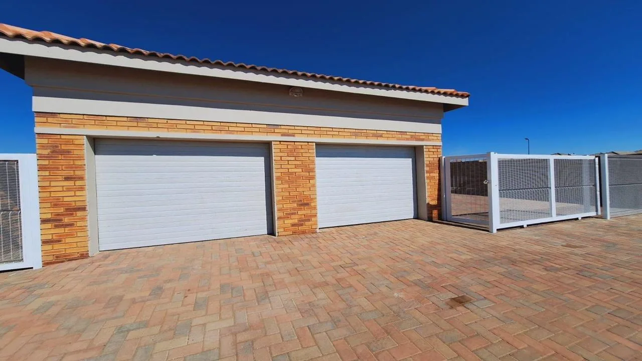 1 Bedroom Townhouse to rent in Secunda
