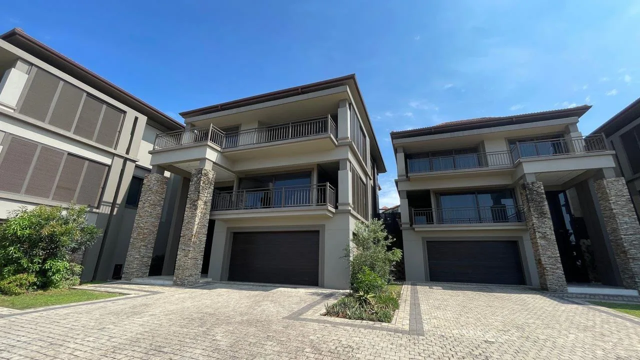 4 Bedroom Townhouse for sale in Izinga Park