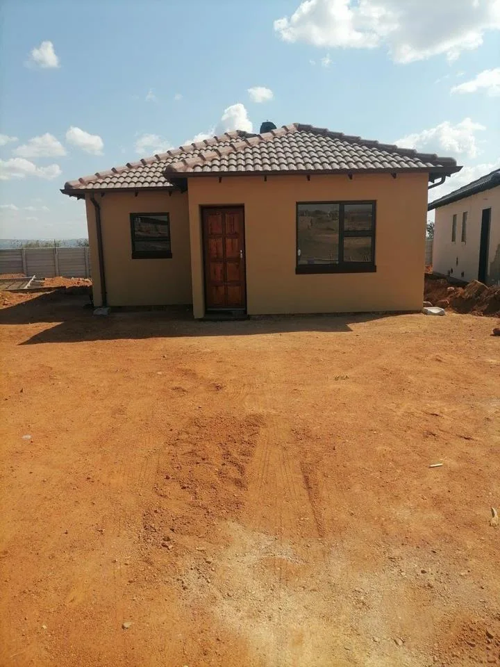 House for sale in Soshanguve VV
