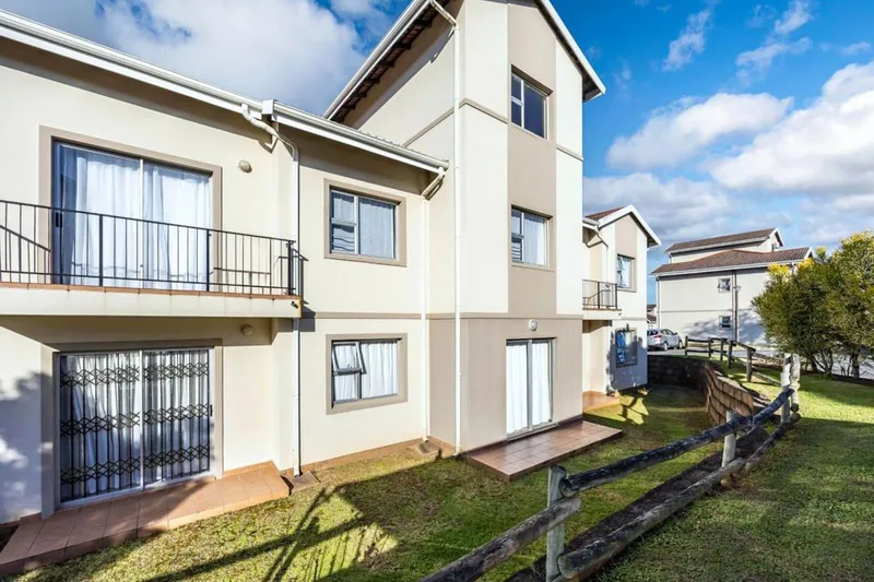 2 Bedroom Apartment / flat for sale in Beacon Bay