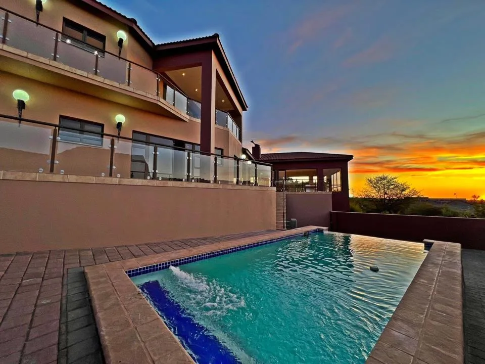 6 Bedroom House for sale in Woodland Hills Wildlife Estate