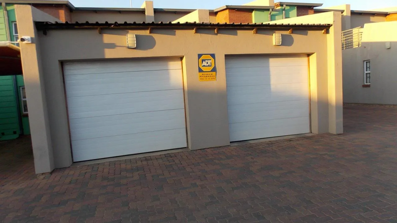 3 Bedroom Townhouse for sale in Bendor