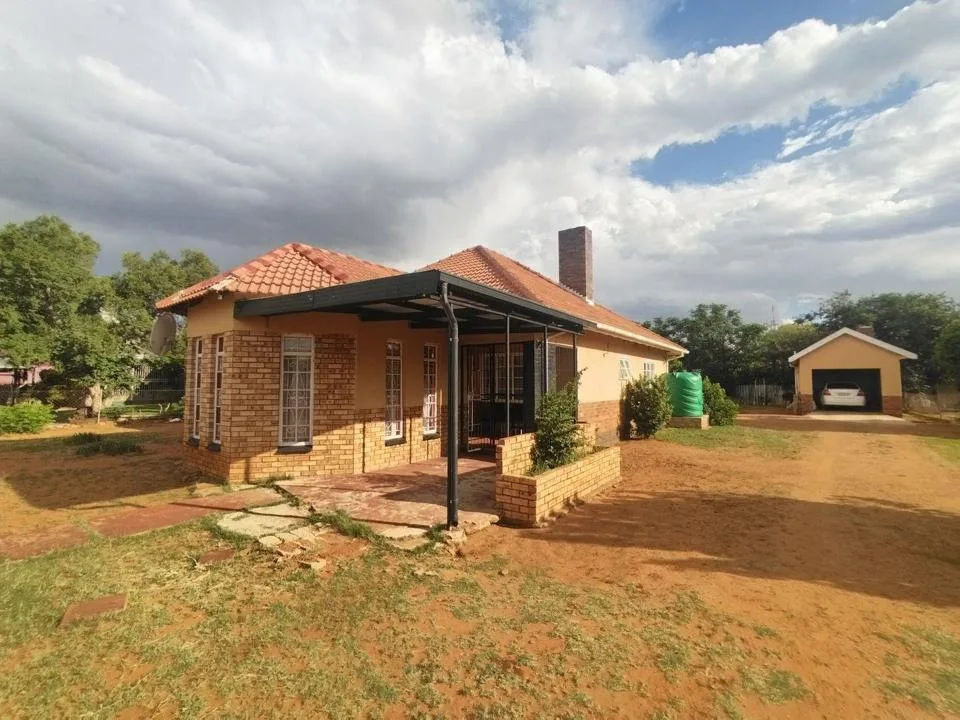 3 Bedroom House for sale in Warrenton