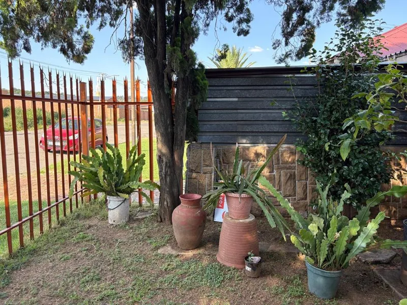 3 Bedroom House for sale in Elsburg