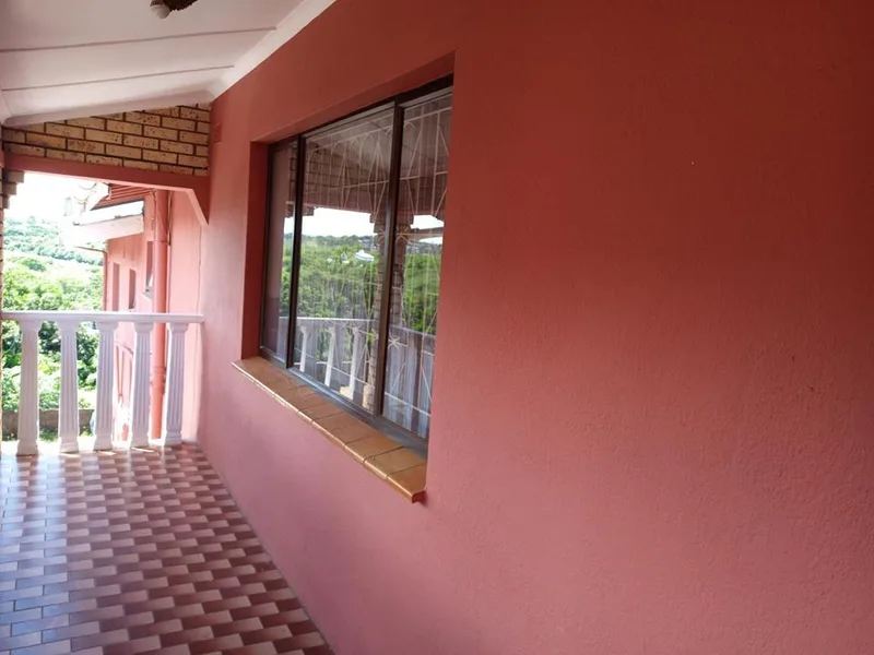 5 Bedroom House for sale in Duffs Road