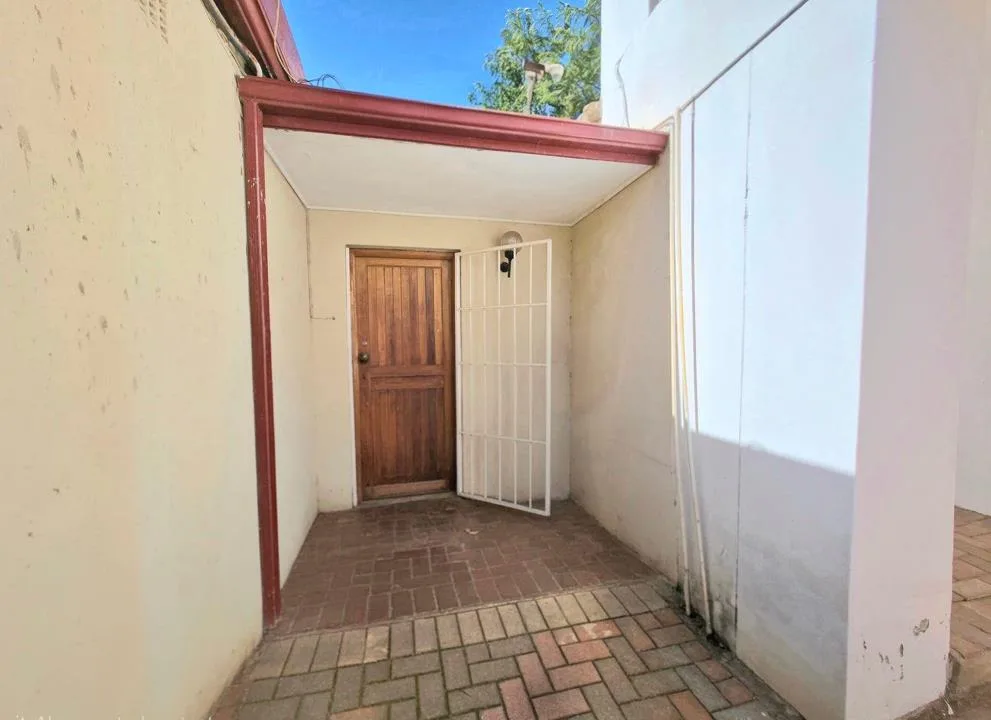 2 Bedroom House to rent in Parktown