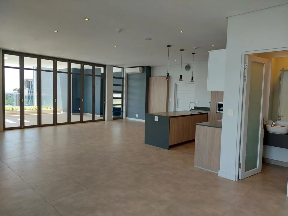 3 Bedroom Apartment / flat to rent in Rosebank