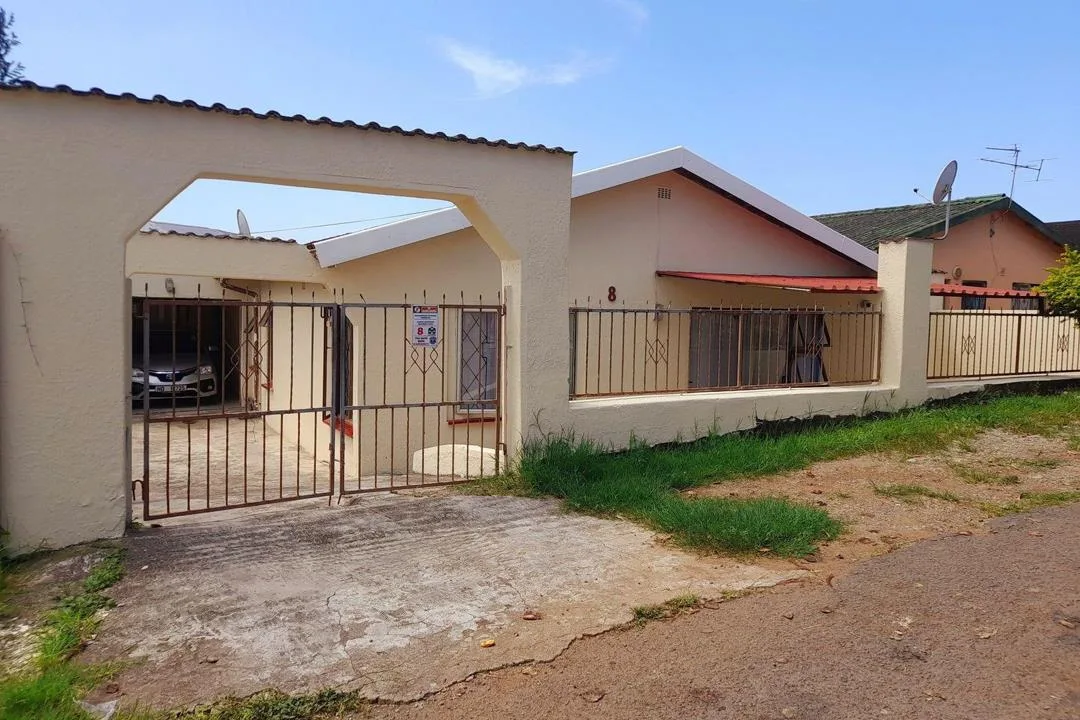 5 Bedroom House for sale in Brookdale