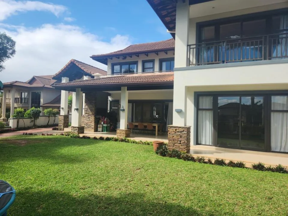 5 Bedroom House for sale in Umhlanga Central
