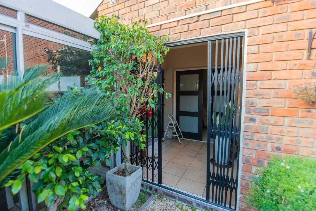 3 Bedroom Townhouse for sale in Richmond Hill