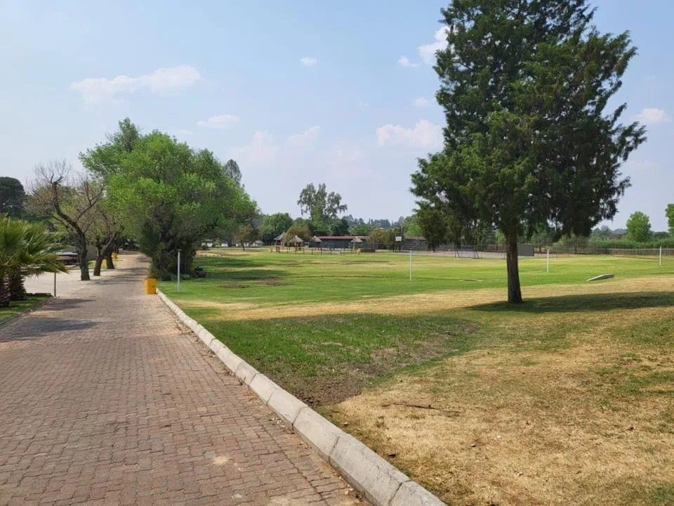 2 Bedroom Townhouse for sale in Vaalpark