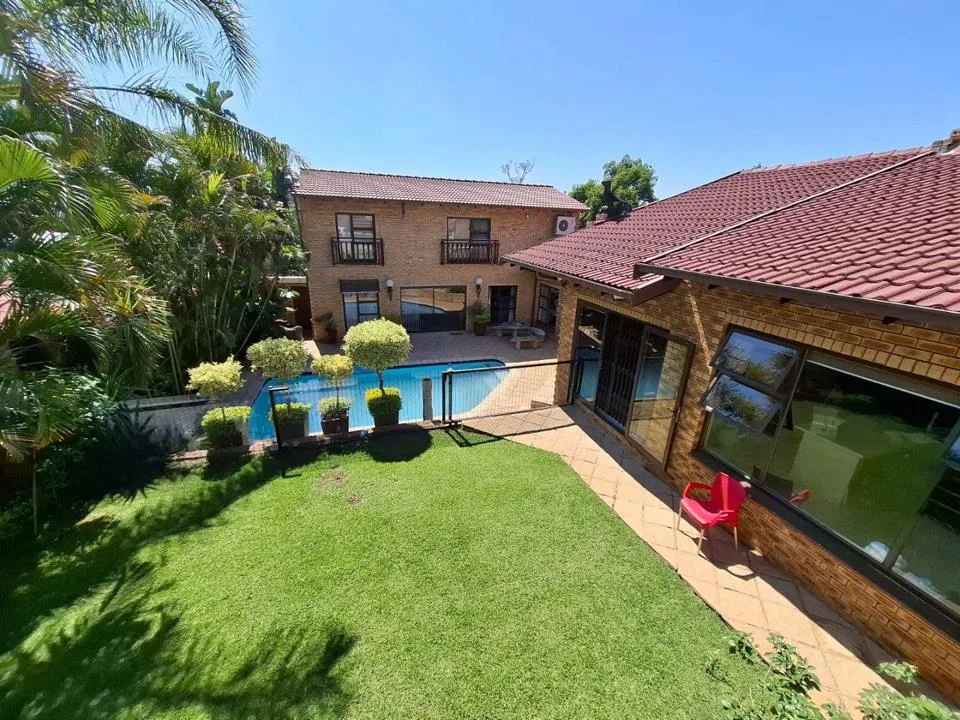 5 Bedroom House for sale in Cashan