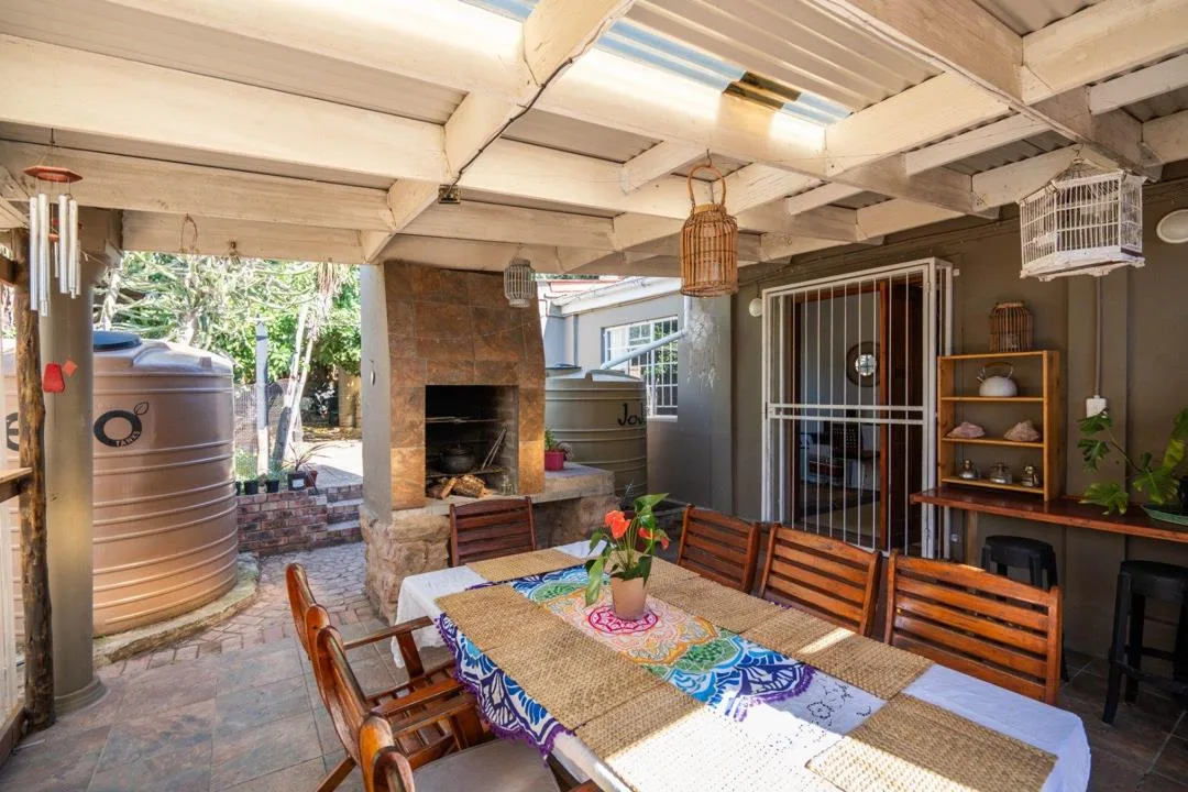 2 Bedroom House for sale in Sunnyside
