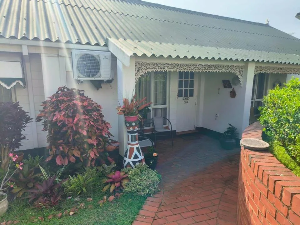 2 Bedroom House for sale in Scottburgh Central