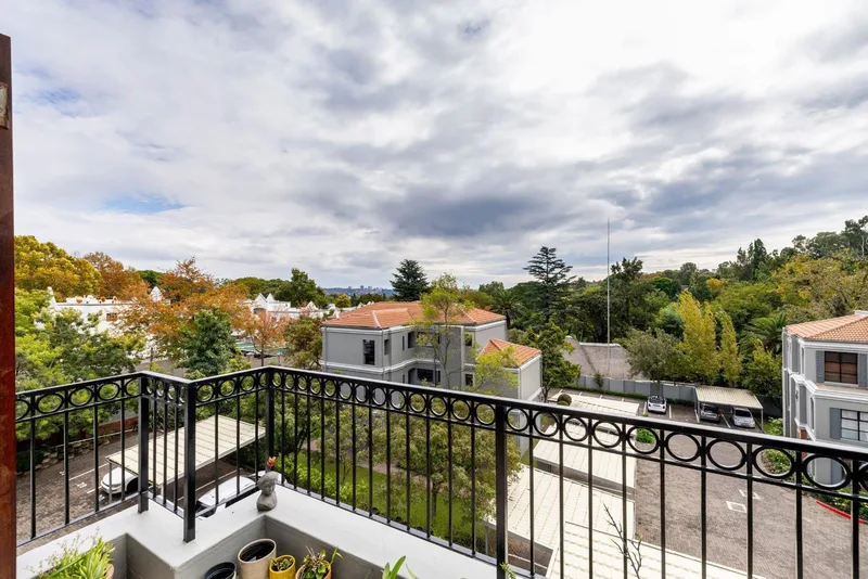 Property to rent in Craighall