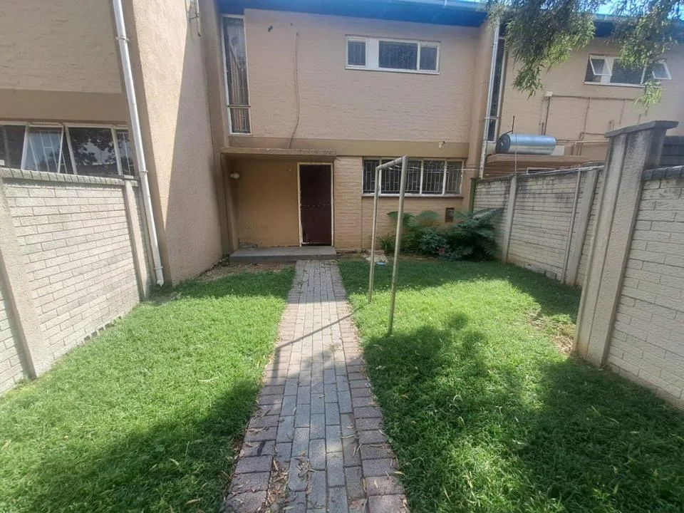 2 Bedroom Apartment / flat for sale in Sasolburg Ext 2