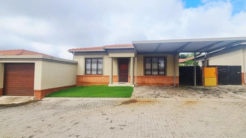 3 Bedroom Simplex in Noordwyk