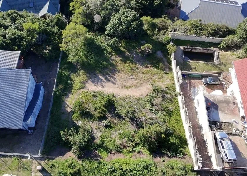 799 m² Land available in Meedingsride