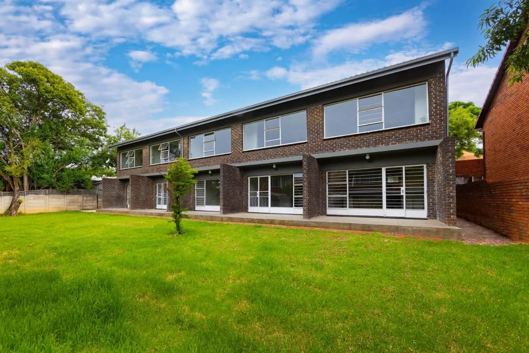 2 Bedroom Apartment / flat to rent in Windsor West