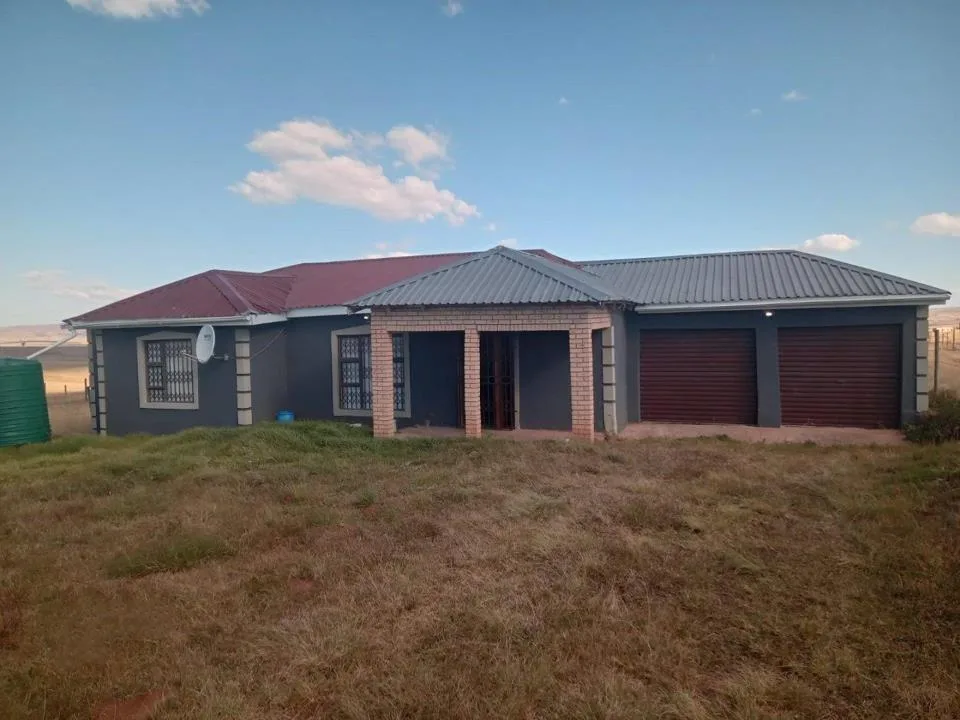 4 Bedroom House for sale in Engcobo