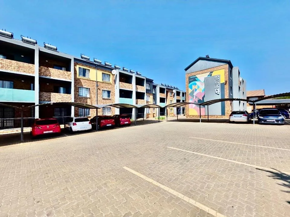 2 Bedroom Apartment / flat for sale in Lotus Gardens