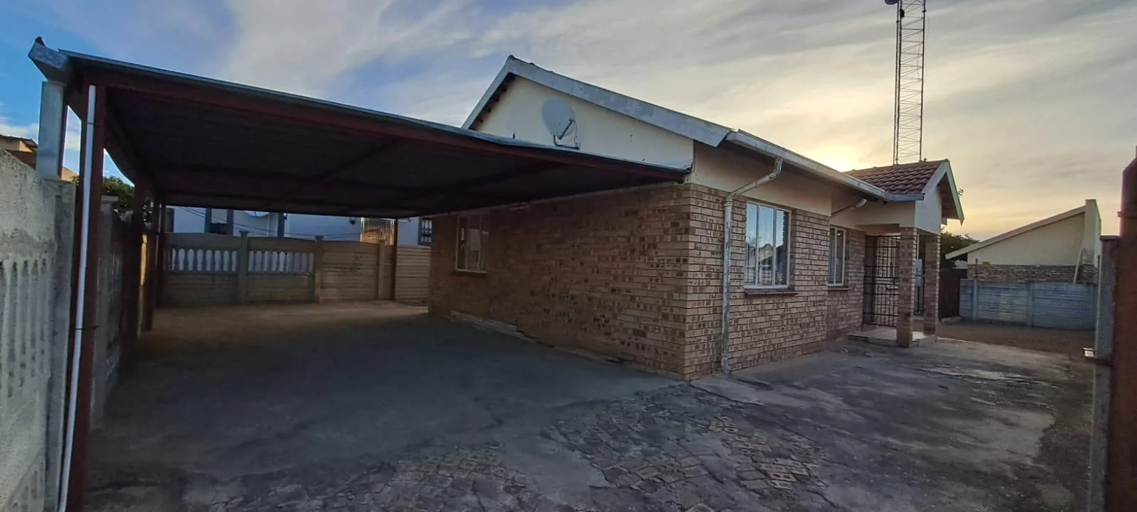 3 Bedroom House in Lesedi Park