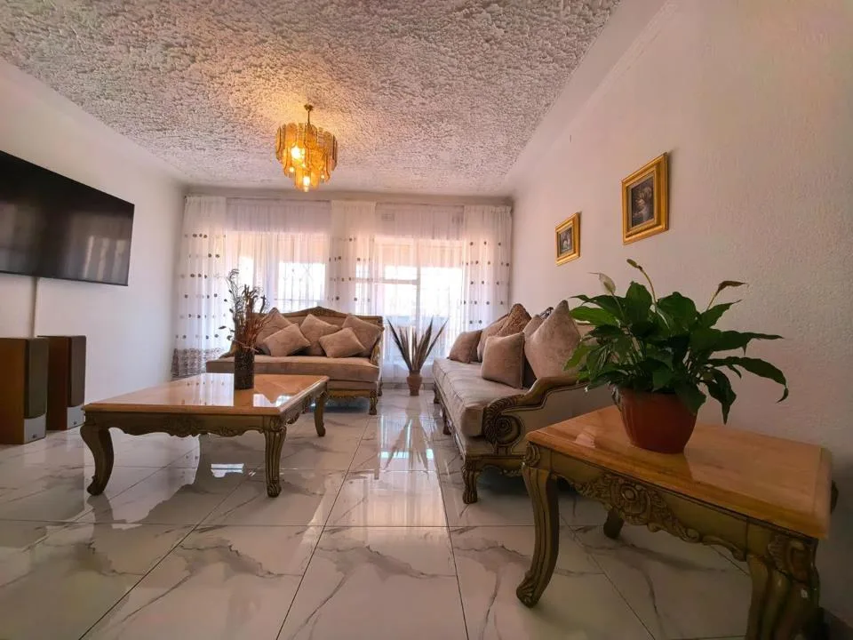 5 Bedroom House for sale in Lenasia South