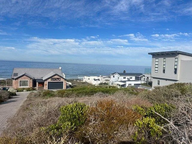 660 m² Land available in Yzerfontein