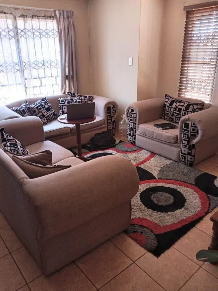 3 Bedroom House to rent in Amandasig