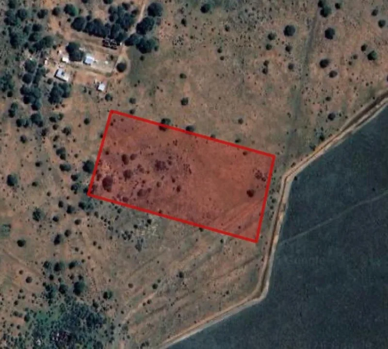 2.1 ha Land available in South Ridge