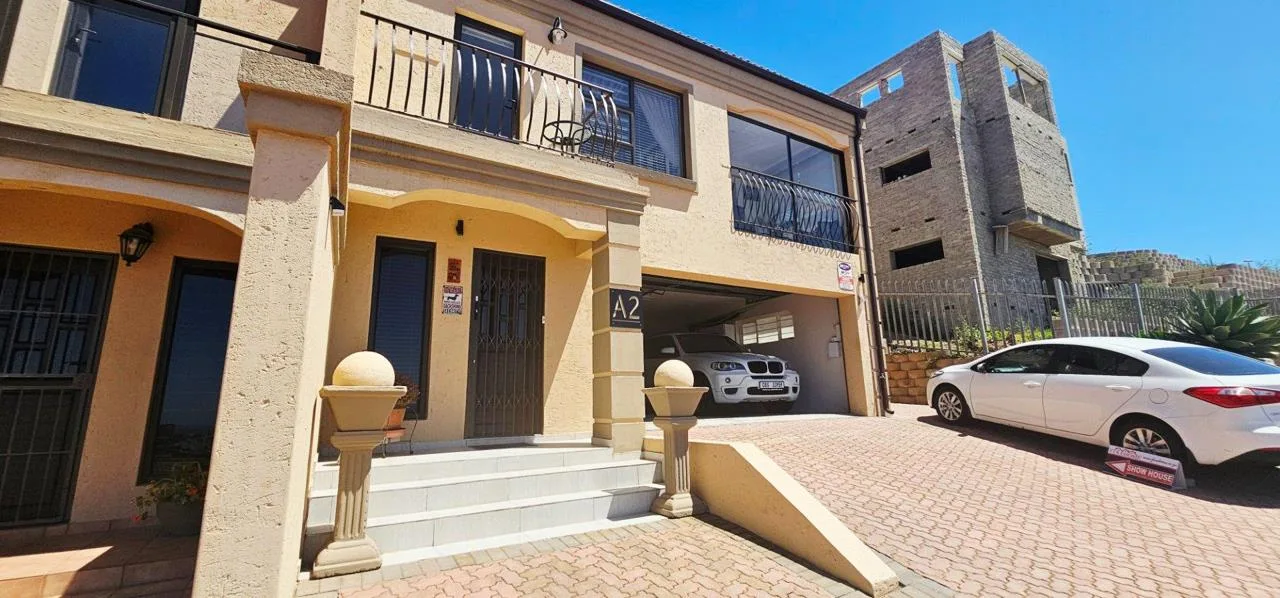 3 Bedroom House for sale in Island View