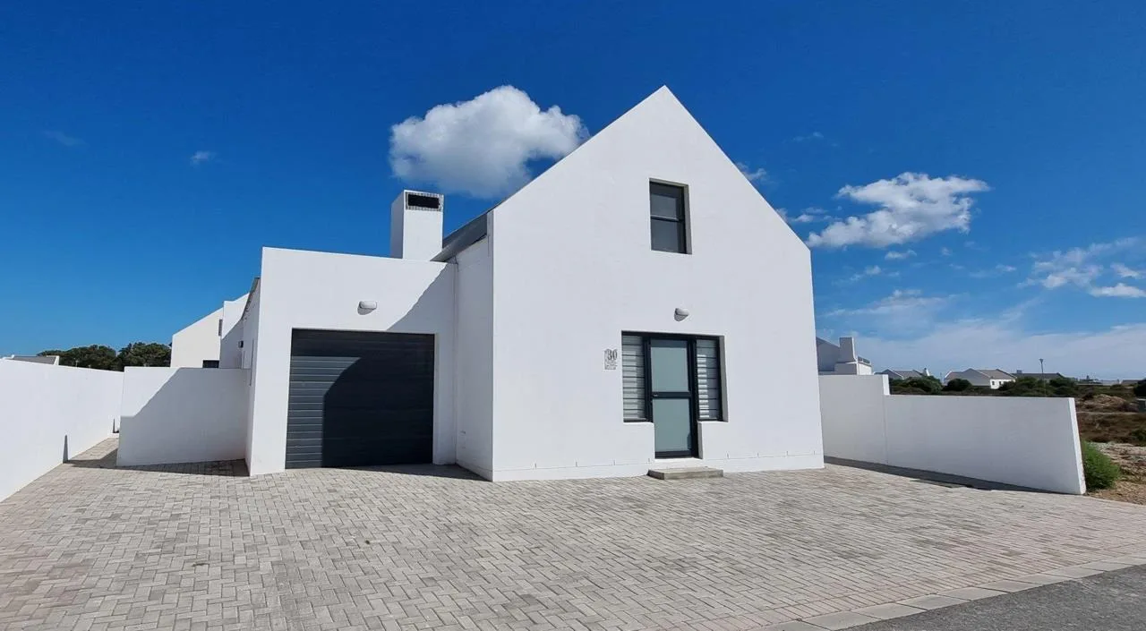 3 Bedroom House for sale in Britannia Beach Estate