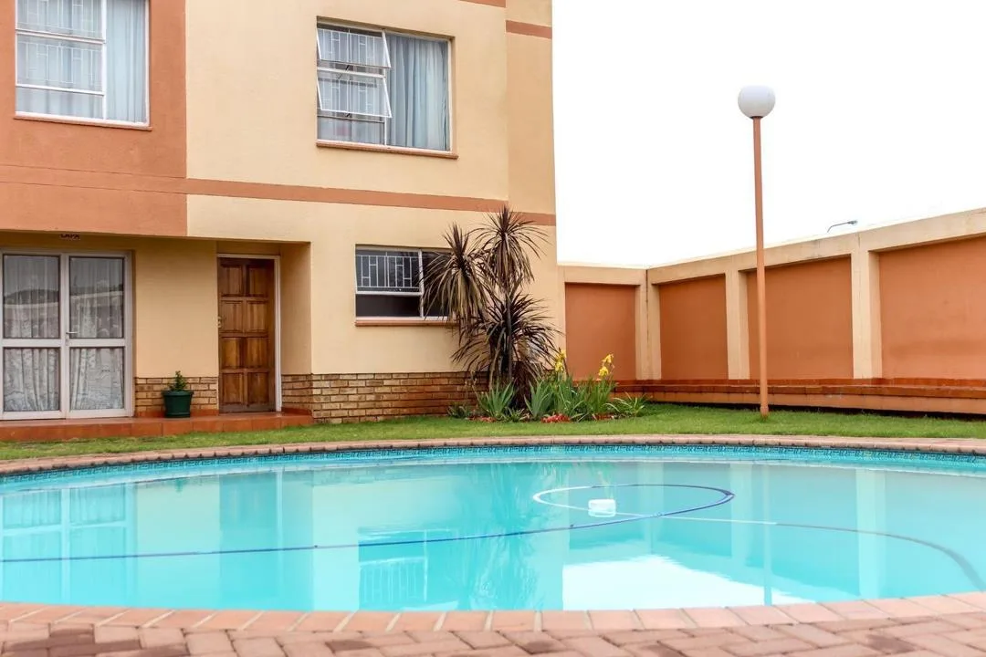 1 Bedroom Apartment / flat for sale in Kannoniers Park